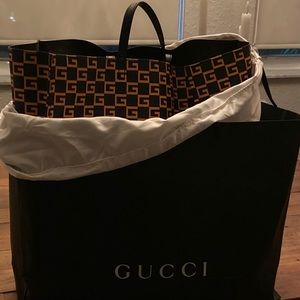 Beautiful tall Gucci tote.